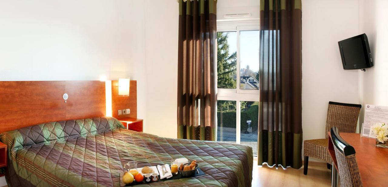 Hotel Les Peyrieres Olemps Luaran gambar