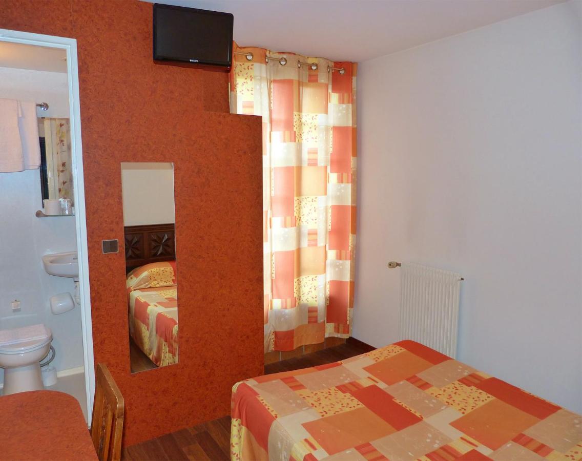 Hotel Les Peyrieres Olemps Luaran gambar