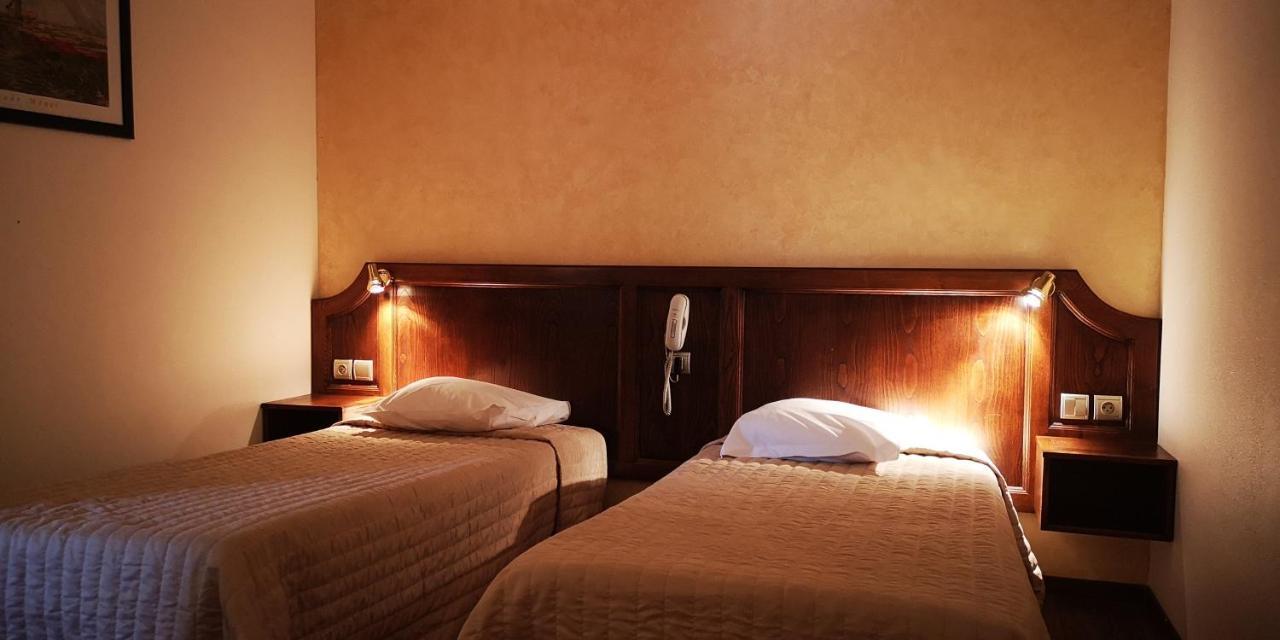 Hotel Les Peyrieres Olemps Luaran gambar