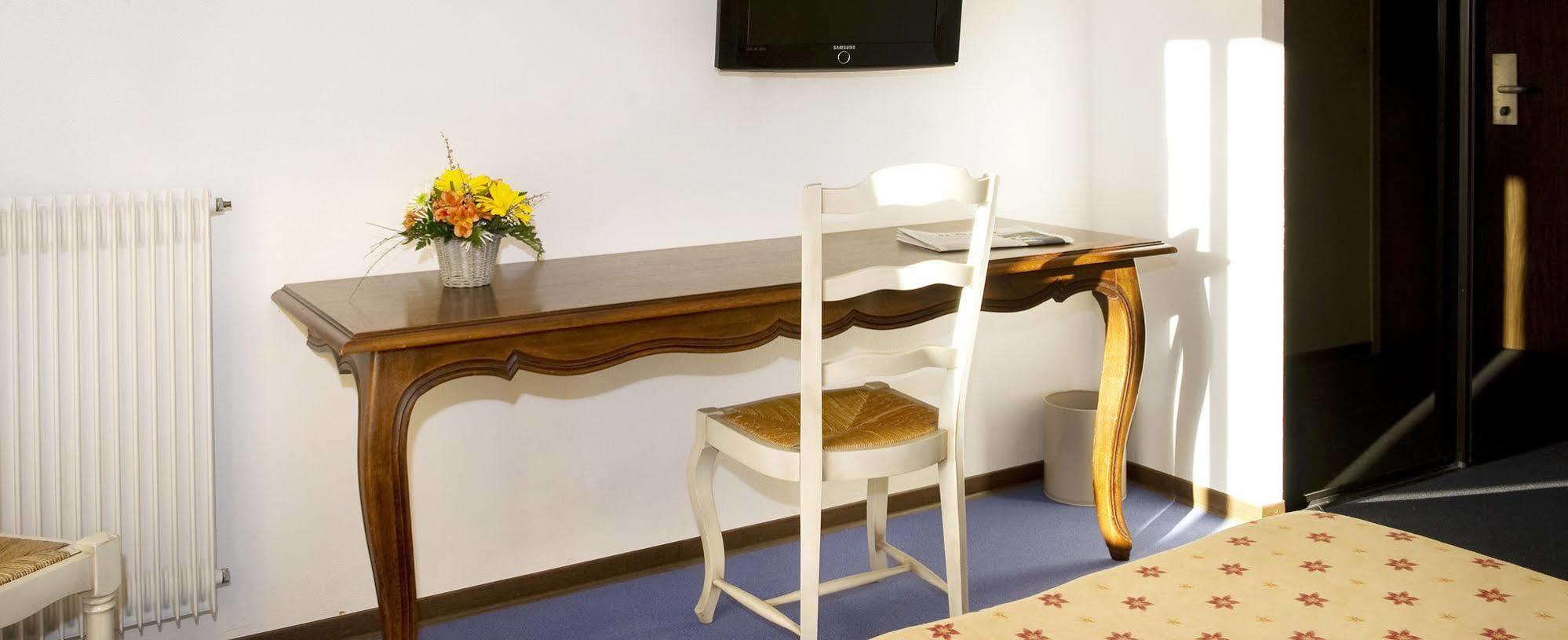 Hotel Les Peyrieres Olemps Luaran gambar